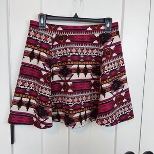 Divided Skirt Sz M Aztec/Navajo theme/print
